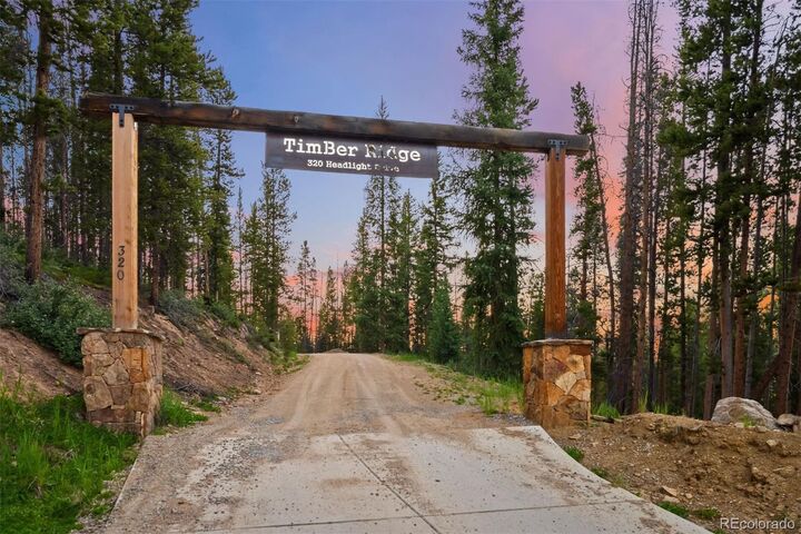 Property Photo:  320 Headlight Drive  CO 80424 