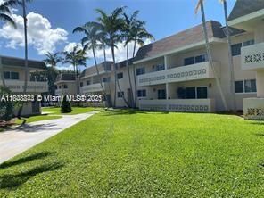 Property Photo:  14500 SW 88th Ave 209  FL 33176 