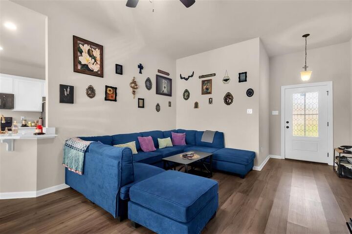 Property Photo:  137 Keaton Court  LA 70665 