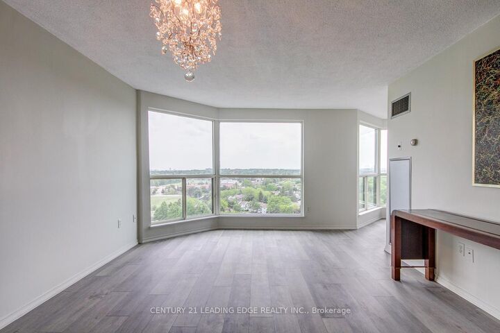 Property Photo:  2155 Burnhamthorpe Road W 1505  ON L5L 5P4 