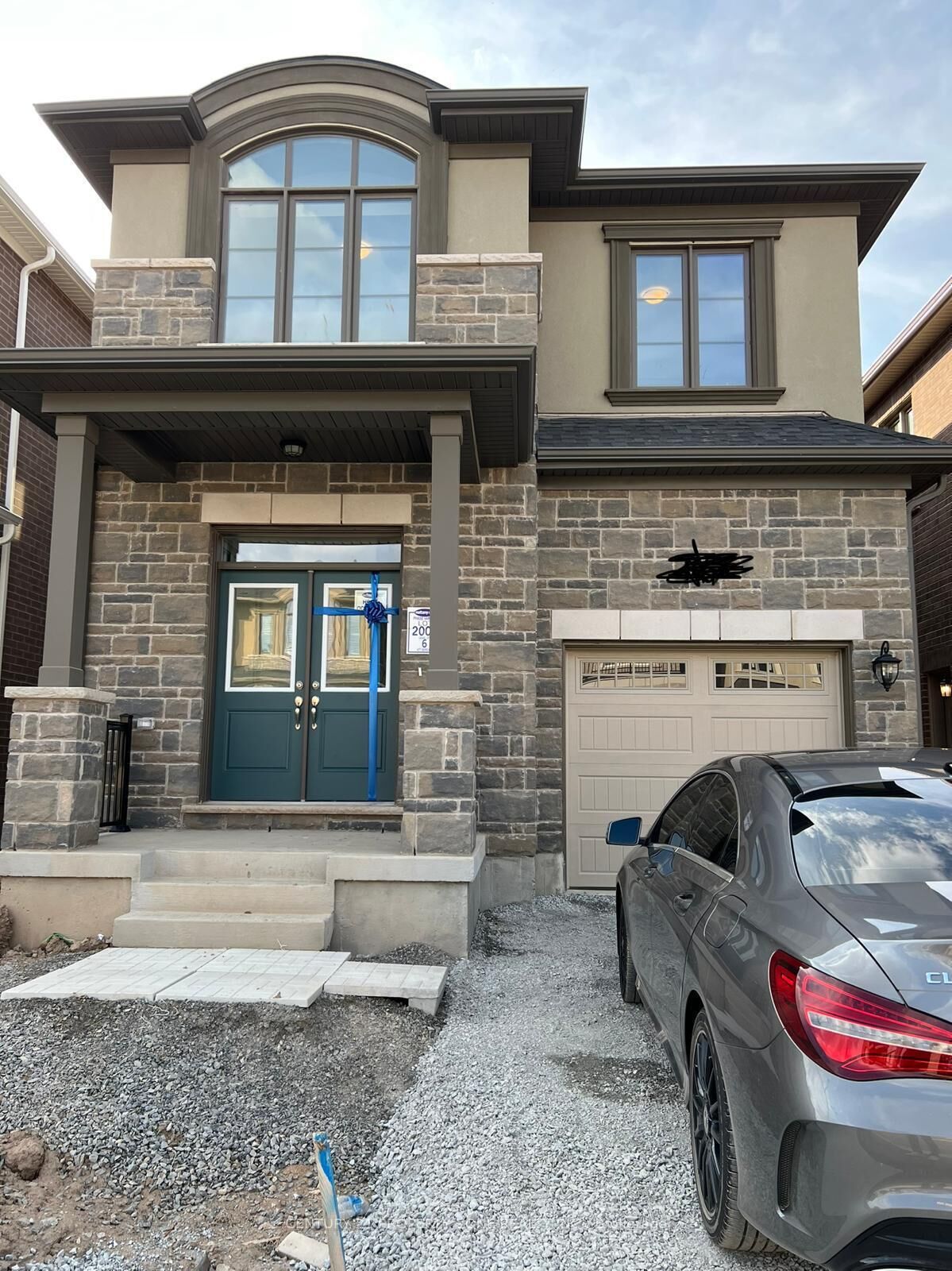 Property Photo:  477 Boyd Lane  ON L9E 1X2 