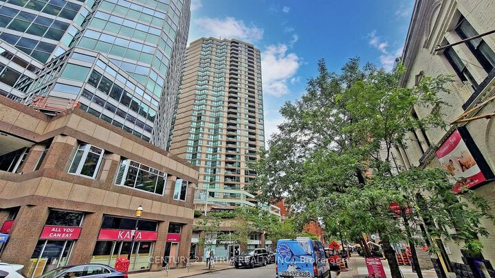Property Photo:  38 Elm Street 401  ON M5G 2K5 
