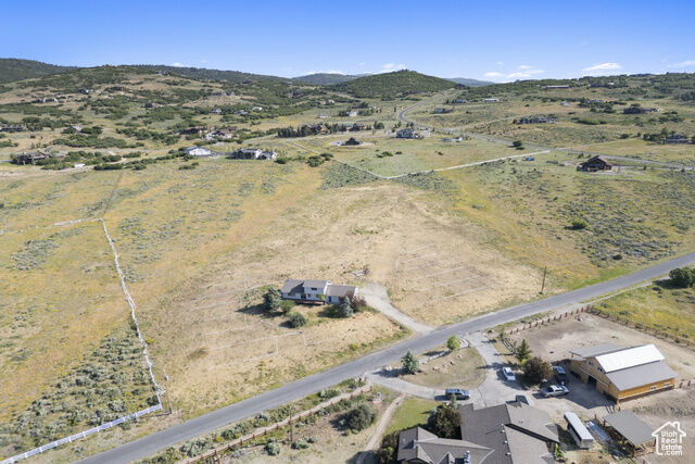 Property Photo: 725 Redden Rd UT 84098