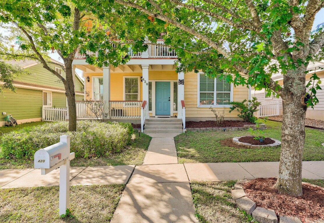 Property Photo: 420 Hogan TX 78640