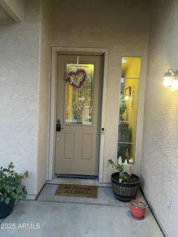 Property Photo:  3233 W Pleasant Lane  AZ 85041 
