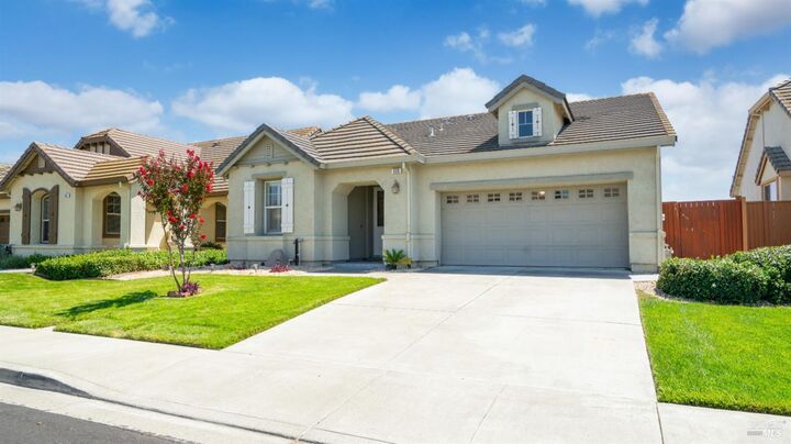 Property Photo:  636 Sweet Bay Circle  CA 95687 