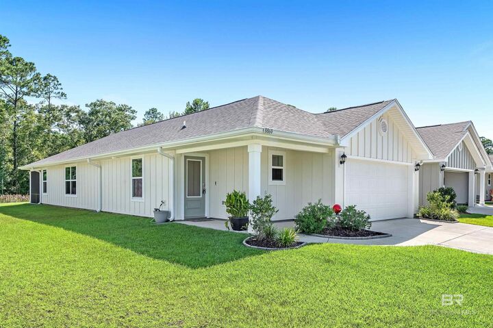 Property Photo:  8860 Summer Bay Lane  AL 36535 