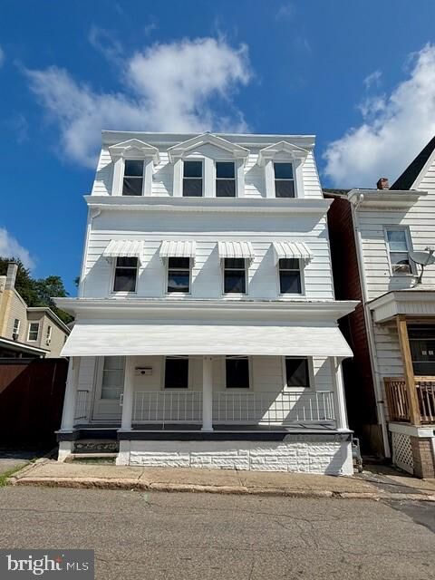 Property Photo: 1423 Market Street PA 17921