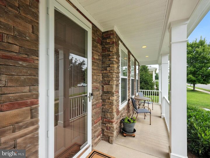 Property Photo:  15318 Maribelle Place  VA 22193 