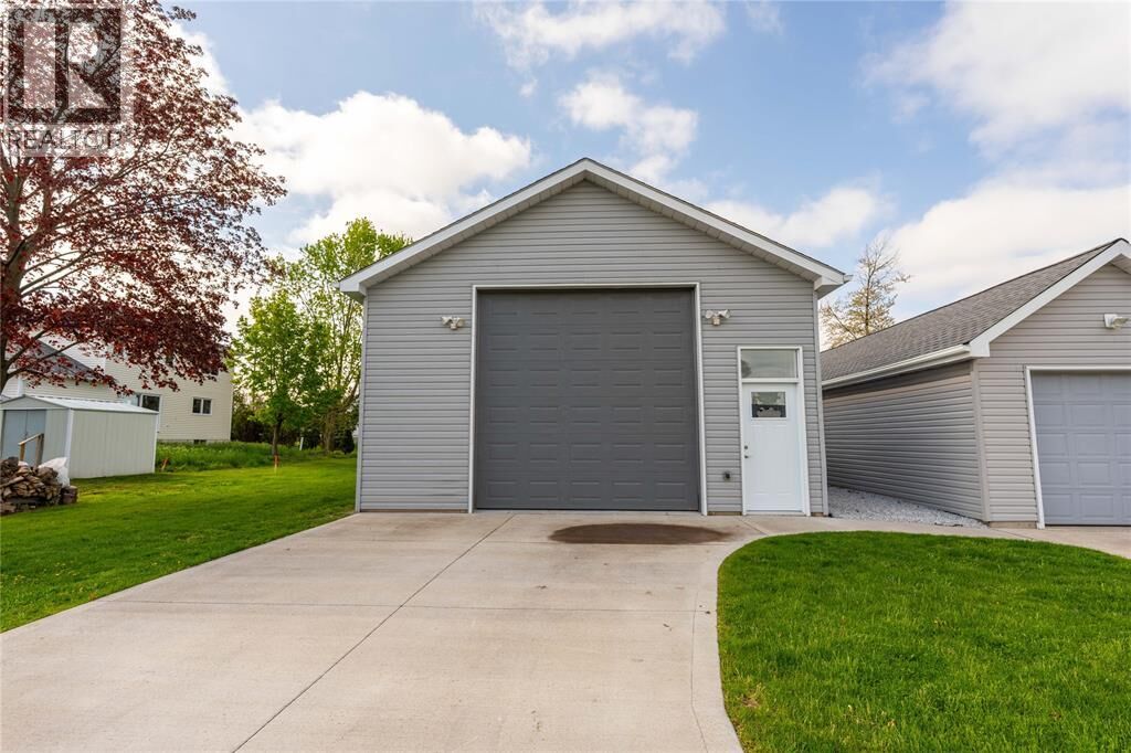 Property Photo:  1191 Emily Street  ON N0N 1M0 