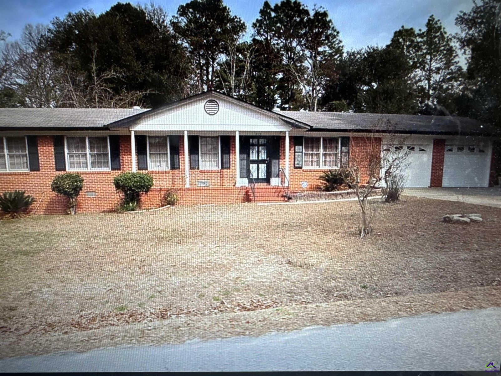 Property Photo: 215 Clay Street GA 31088