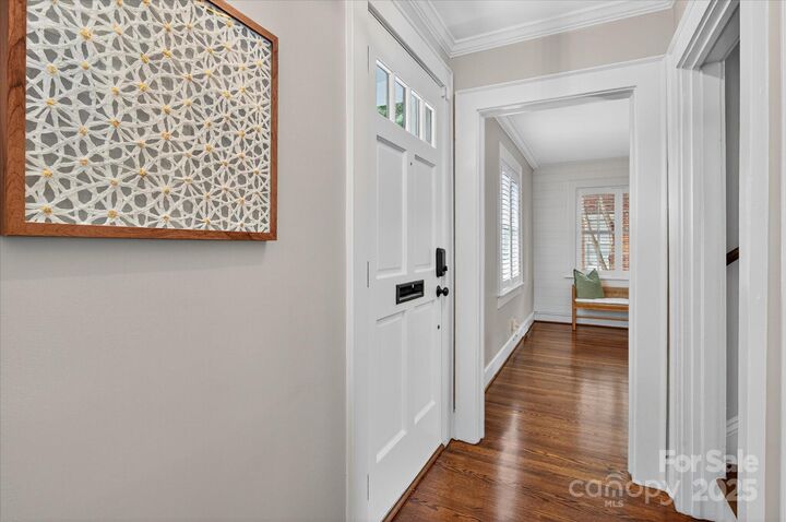 Property Photo:  1305 Lilac Road  NC 28209 
