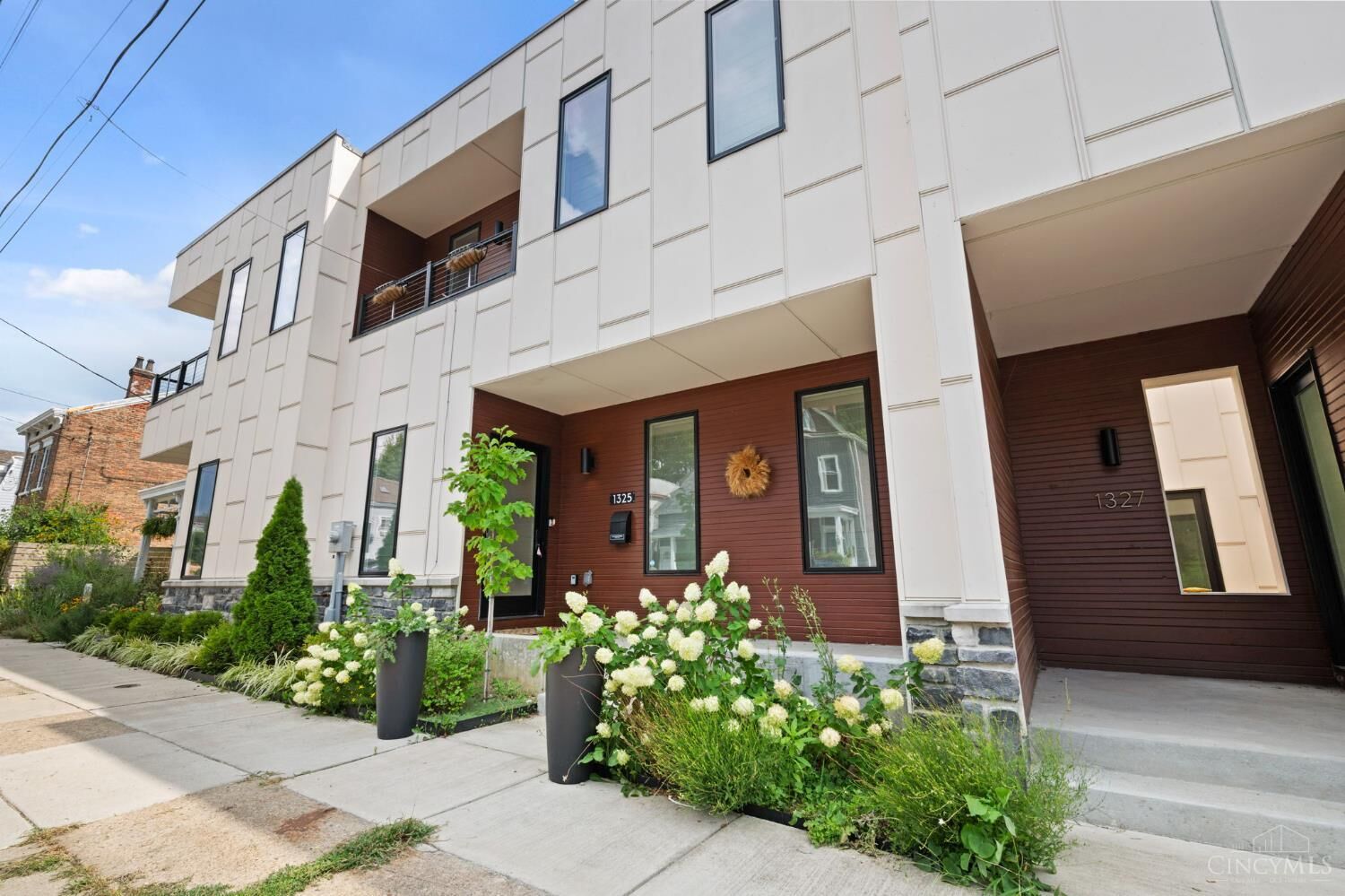 Property Photo:  1325 Knowlton Street  OH 45223 