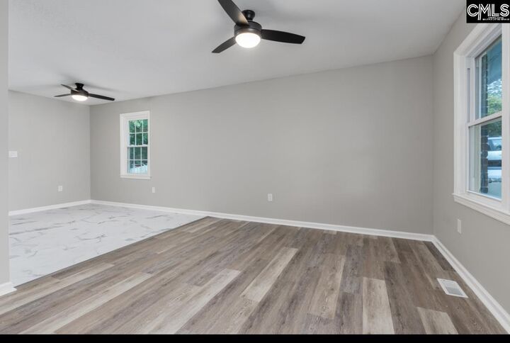 Property Photo:  216 Cross Hill  SC 29073 