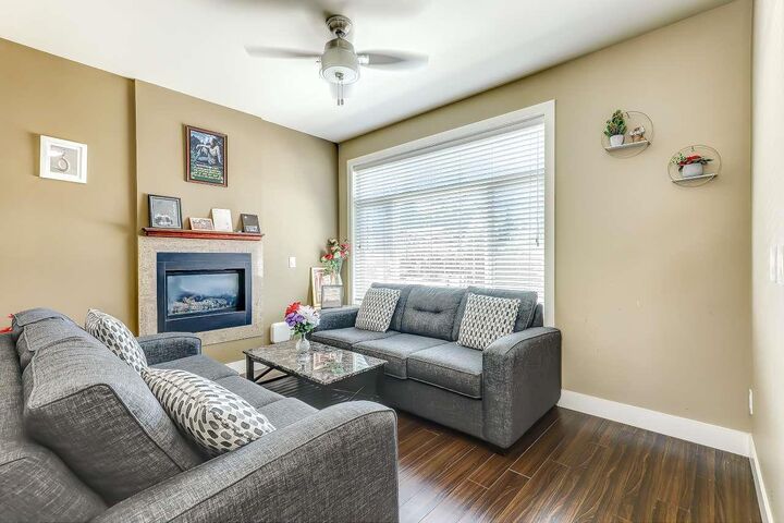 Property Photo: 13987 64 BC V3W 1Y7