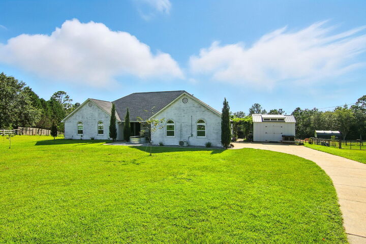 Property Photo:  861 Molino Meadows Court  FL 32577 
