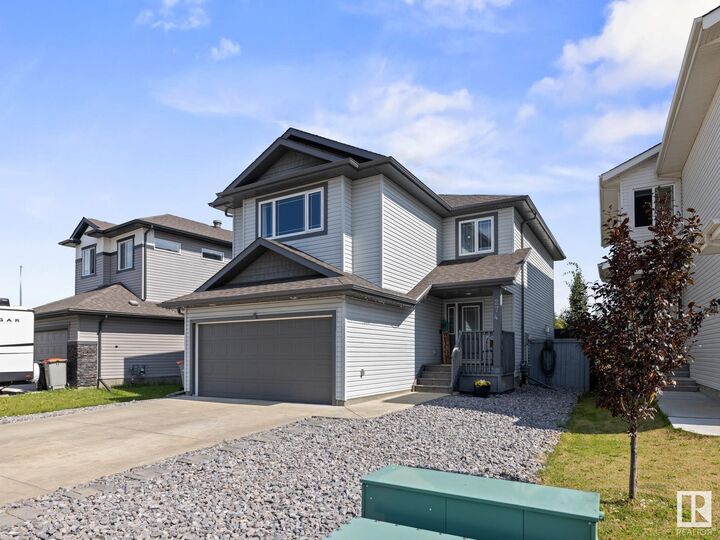 Property Photo: 274 Silverstone Crescent AB T7Z 0E8
