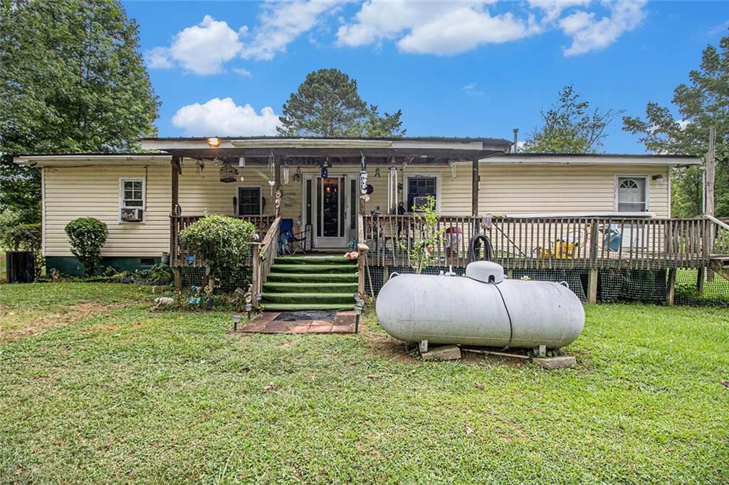 Property Photo:  399 Rudy York Road NW  GA 30121 