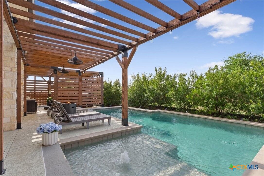 Property Photo:  8201 Collins Creek Drive  TX 76571