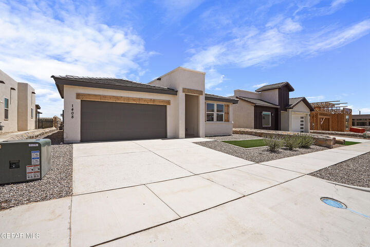 Property Photo: 1408 Harlan Point Place TX 79928