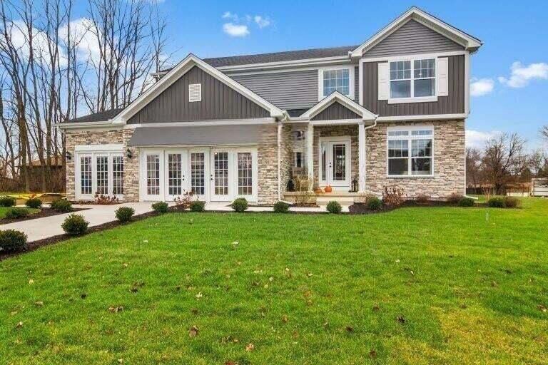 Property Photo: 96 Cambe Court IN 46307