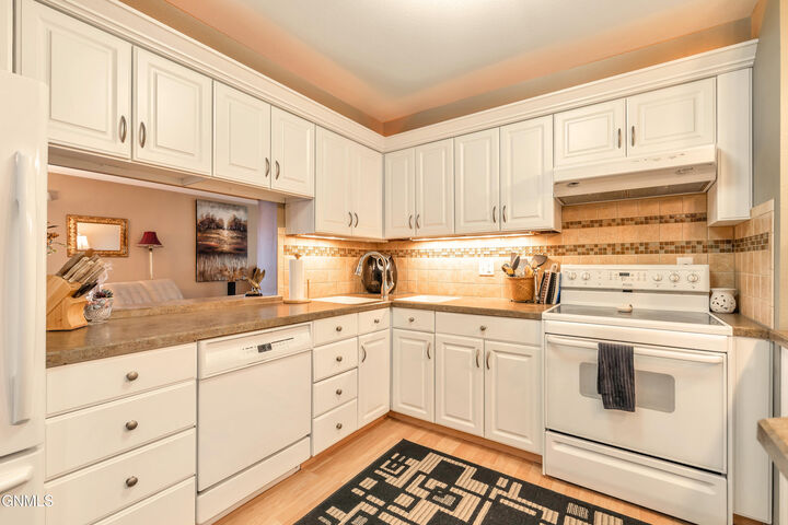 Property Photo: 1111 N 1st Street 4 A ND 58501