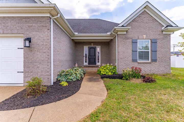 Property Photo:  3607 Cora Ct  IN 47630 