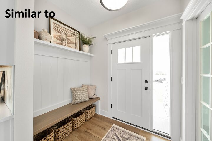 Property Photo: 4031 N Callison Avenue IA 50061
