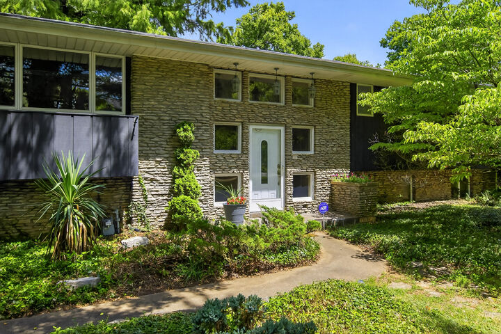 Property Photo:  701 Tenikat Street  KY 40422 