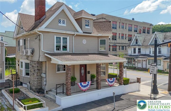9 Tunnel Street  Lansford Borough PA 18232 photo