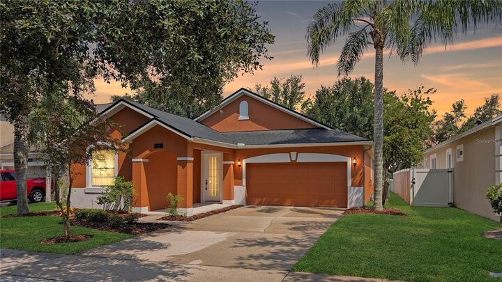 Property Photo: 13950 Bluebird Pond Road FL 34786