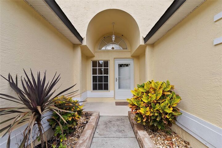 Property Photo: 2975 Sabel Oak Place FL 32765