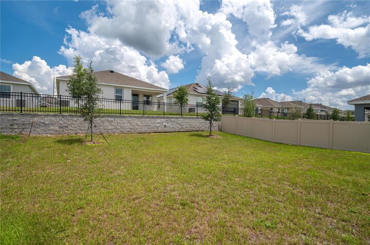 Property Photo: 2523 Mariah Place FL 33850