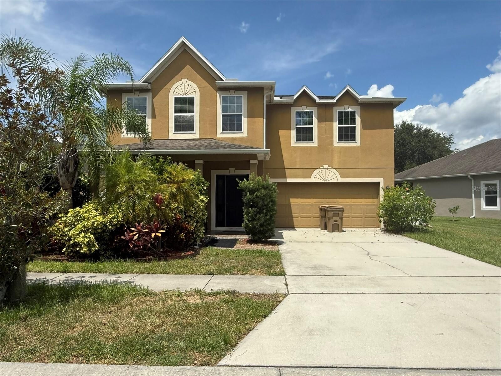 Property Photo:  2900 Moonstone Bend  FL 34758 