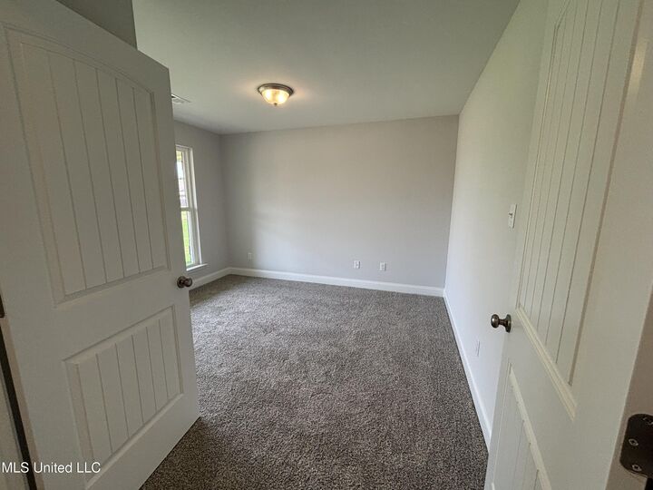 Property Photo:  329 Cardinal Lane  MS 38668 