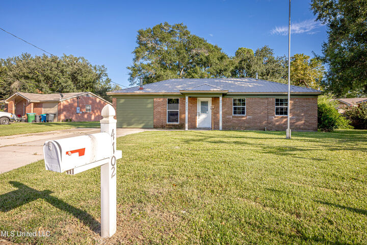 Property Photo: 4702 Coronada Avenue MS 39581