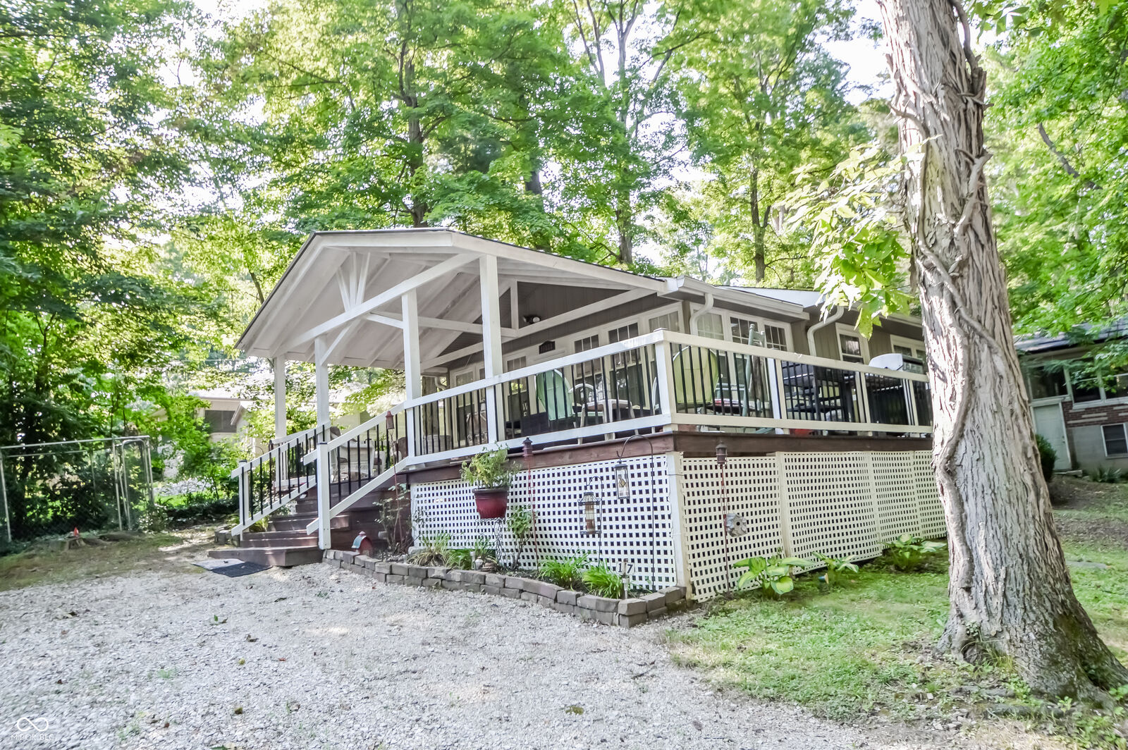 Property Photo: 11033 Dogwood Lane IN 46120