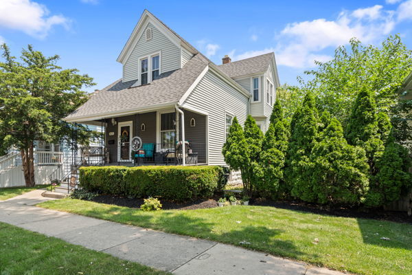 Property Photo:  3621 Vernon Avenue  IL 60513 