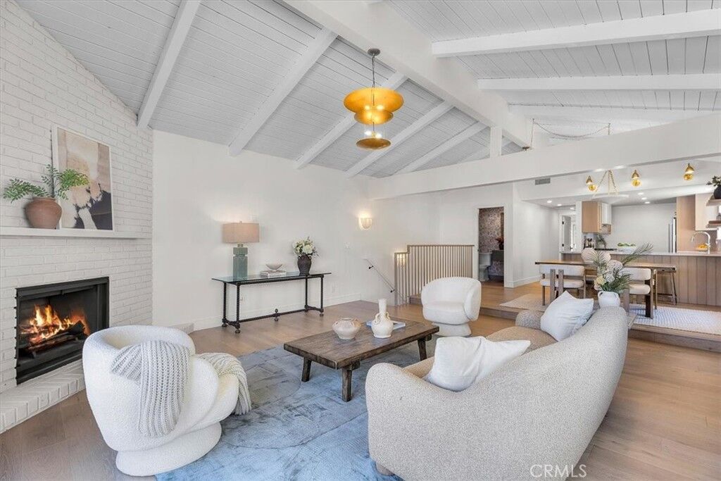 Property Photo: 1513 Carver Street CA 90278