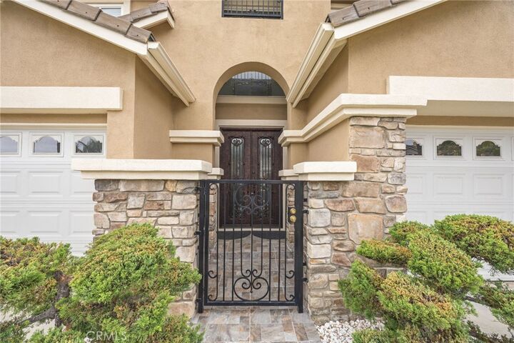 Property Photo:  661 Crestview Drive  CA 91765 