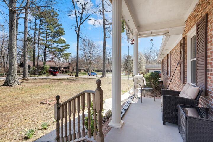 Property Photo: 203 Larkway Dr TN 37388