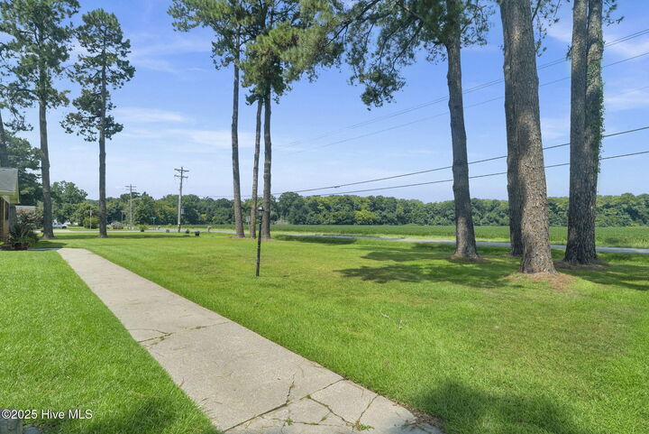 Property Photo:  882 Oak Stump Road  NC 27909 