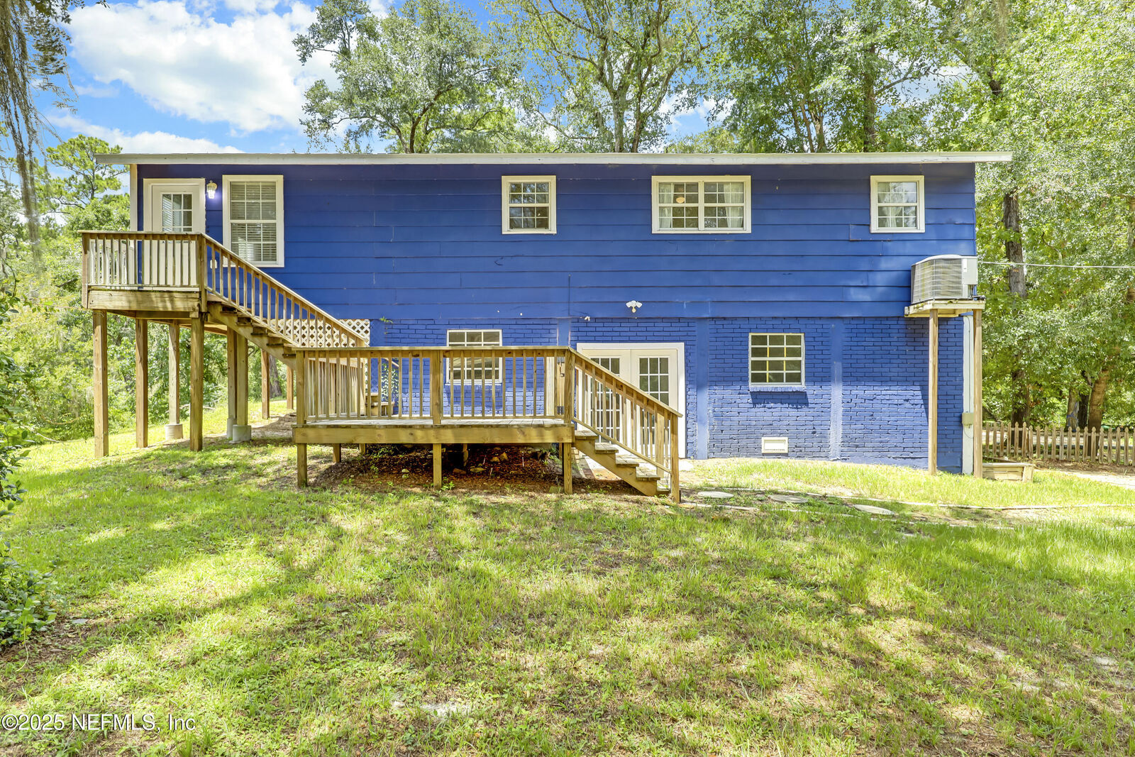 Property Photo: 2873 Creek Street FL 32068