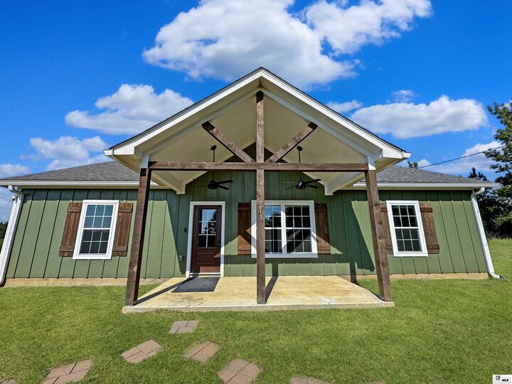 Property Photo: 713 New Mineral Springs Road LA 71225