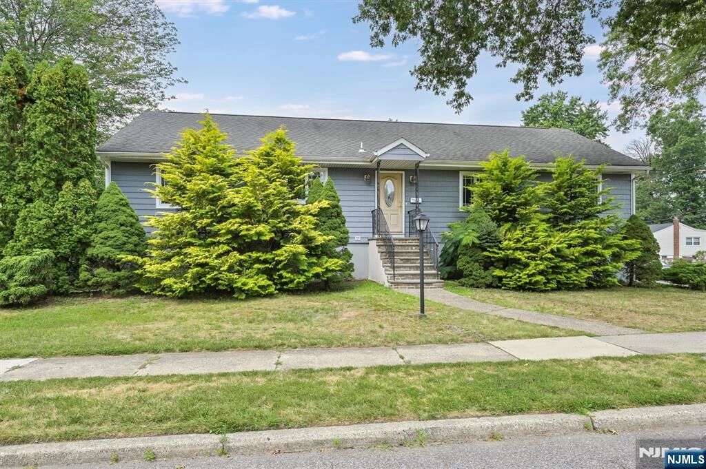 Property Photo: 4 Jeffrey Road NJ 07470