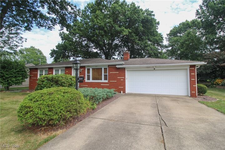 Property Photo:  223 Evergreen Drive  OH 44514 