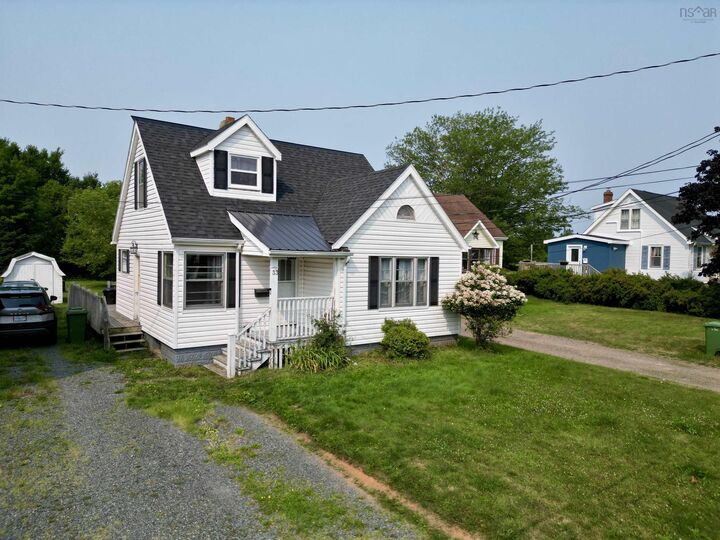 33 Riverside Avenue  Bible Hill NS B2N 4G2 photo