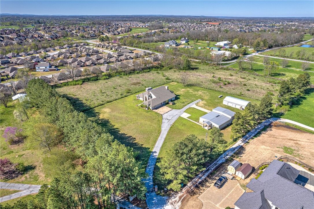 Property Photo:  6098 S Pack Lane  AR 72758 