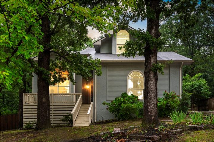 1674 N Forest Hts  Fayetteville AR 72703 photo