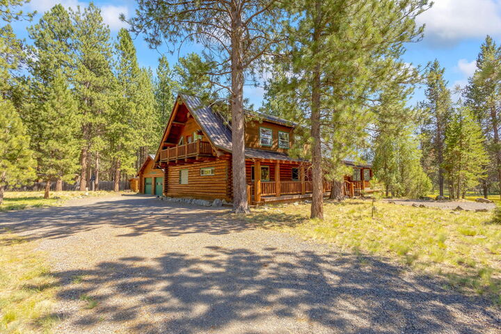 Property Photo:  17337 Elsinore Road  OR 97707 